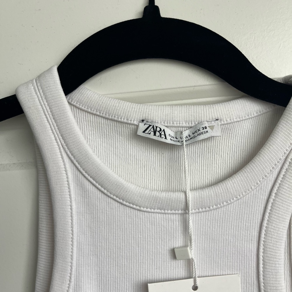 Zara White Ribbed Tank with Racerback - Picture 3 of 4